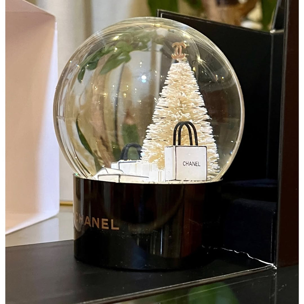 Globo de Neve de Natal CHANEL - Único EXCLUSIVO